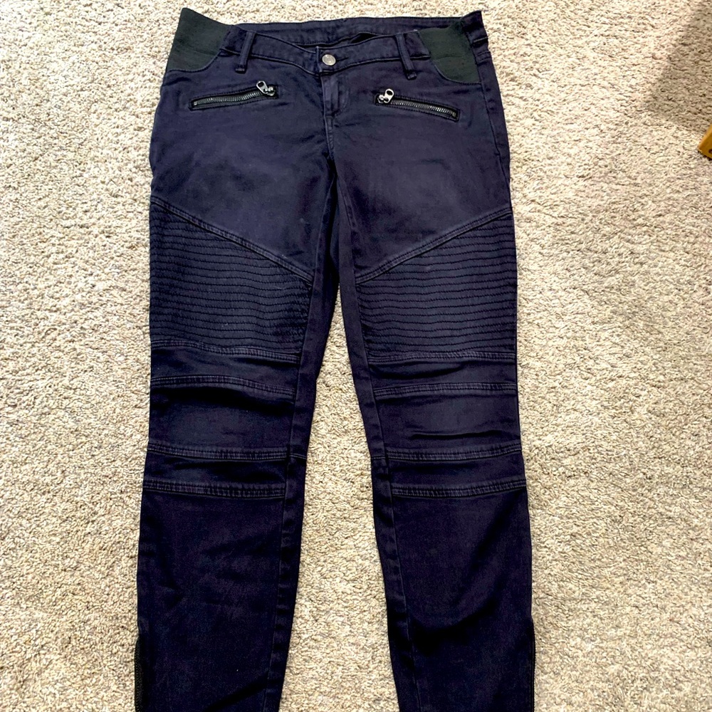 GAP Maternity Moto styled pants. Size 27. Black